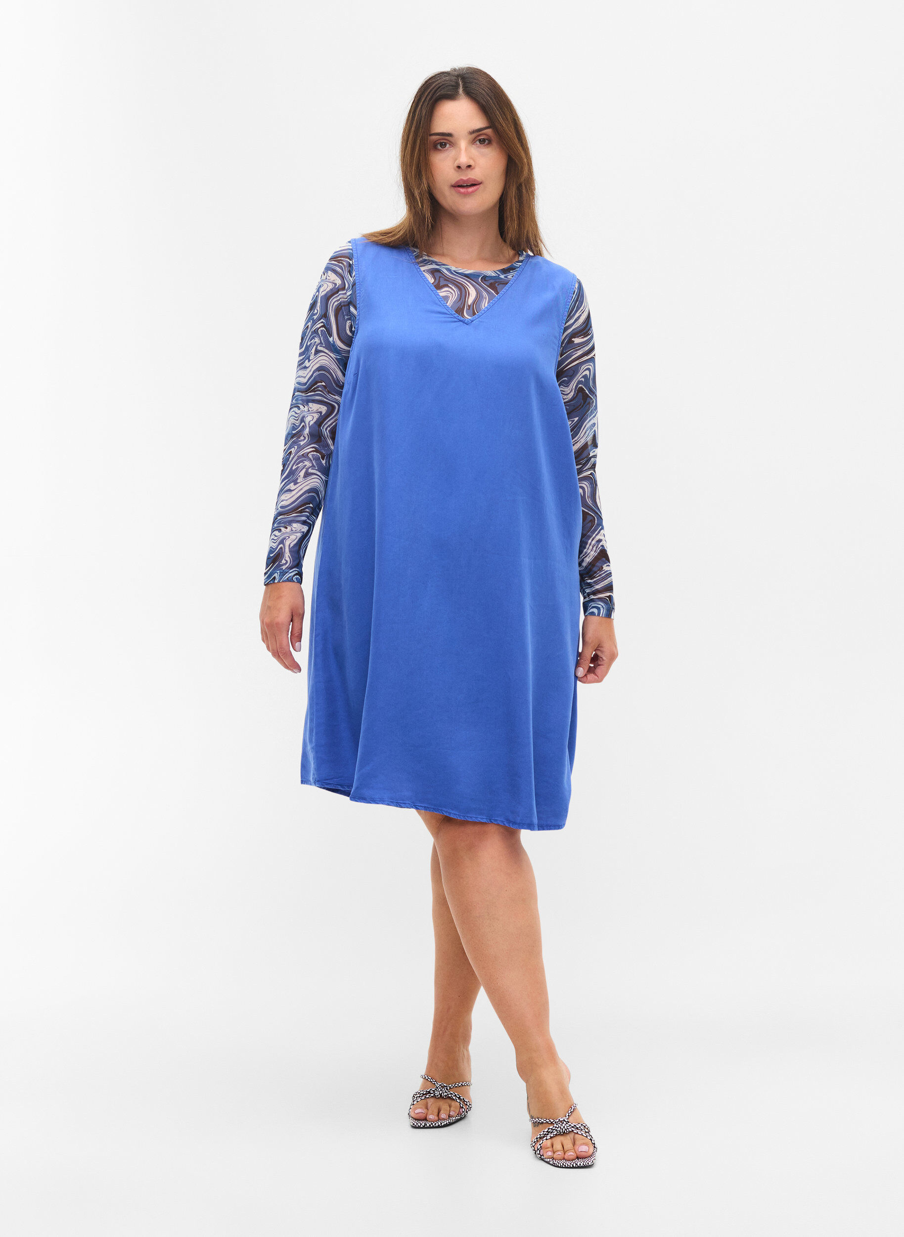 ZizziSpencerkleid mit V-Ausschnitt, Dazzling Blue, Model image number 2