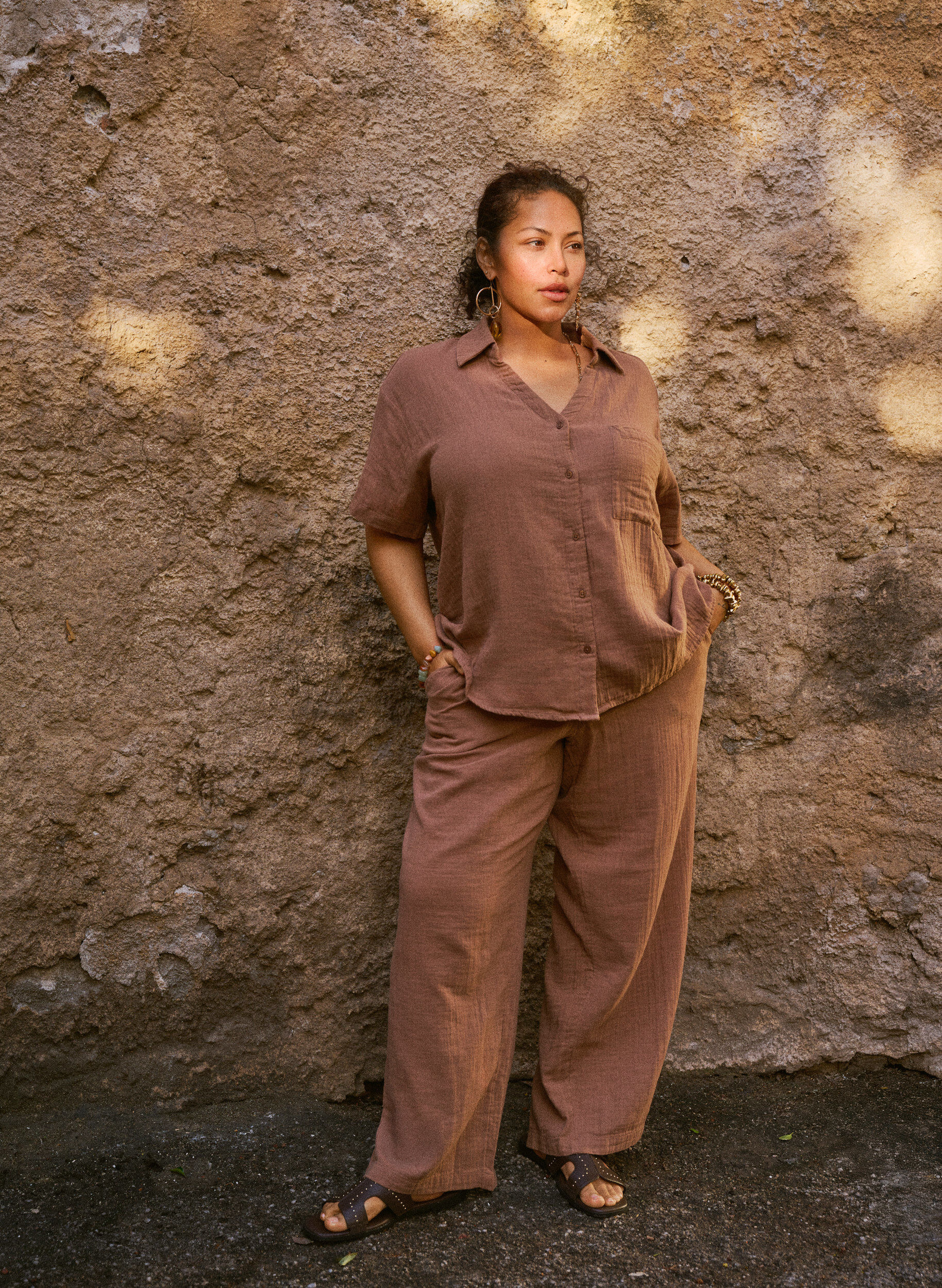 ZizziHoch taillierte Hose aus Baumwoll-Musselin mit weitem Bein, Braun, Image image number 0