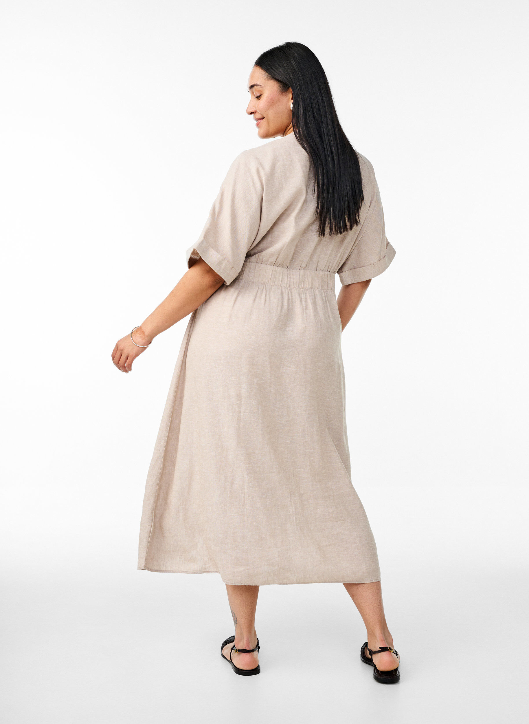 ZizziMidikleid aus Leinen und Viskose mit vorderen Schlitzen., Beige, Model image number 1