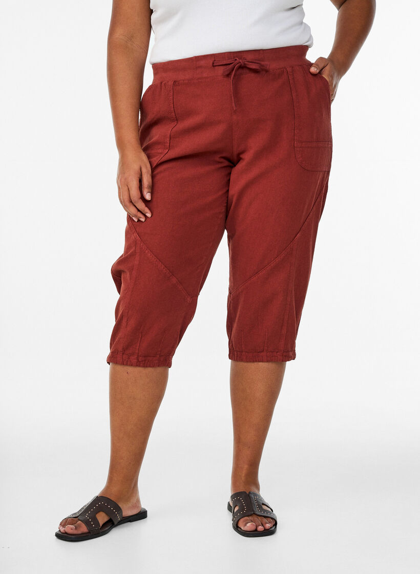 Capri-Hose aus Baumwolle, Rot, Model image number 2