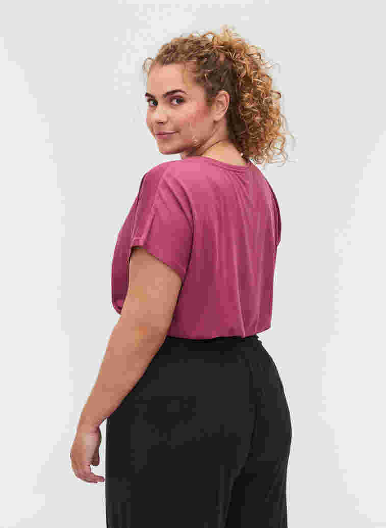 Einfarbiges Trainings-T-Shirt, Violet Quartz, Model image number 1