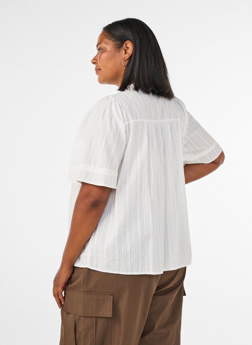 Bluse aus Baumwolle mit Zierb&auml;ndern, Vanille, Model image number 2