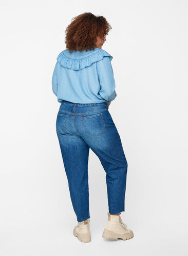 Cropped Mom Fit Mille Jeans mit lockerer Passform, Blue Denim 5, Model image number 1