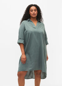 Kleid mit V-Ausschnitt und Kragen, Balsam Green, Model