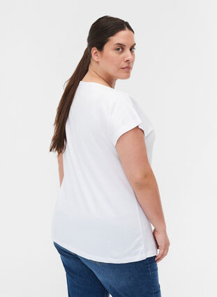 T-Shirt mit Brusttasche aus Bio-Baumwolle, Bright White, Model image number 1