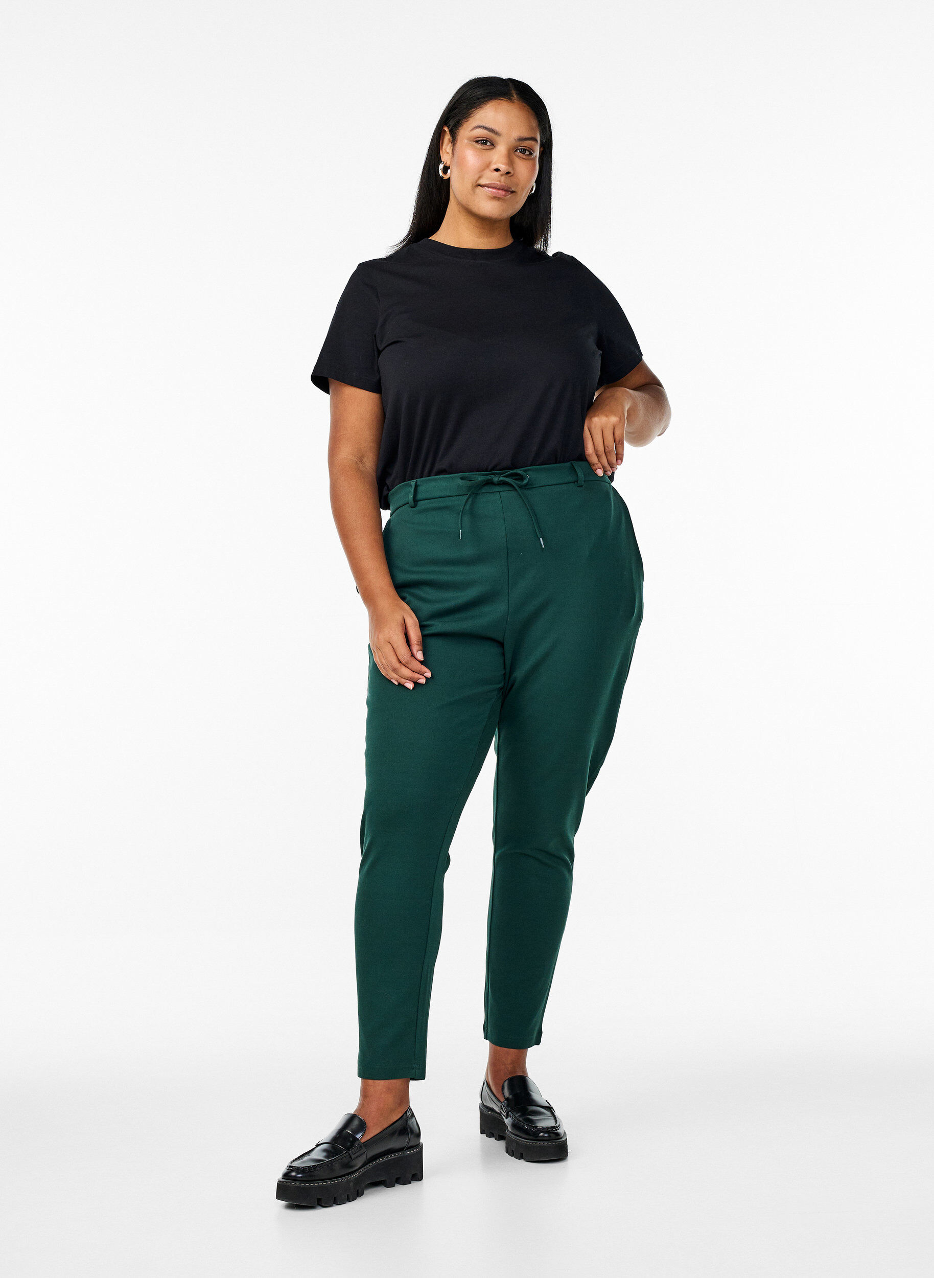 Cropped Maddison-Hose, Gr&uuml;n, Model