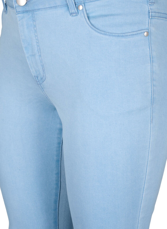 Viona Jeans mit normaler Taille, Blau, Packshot image number 2
