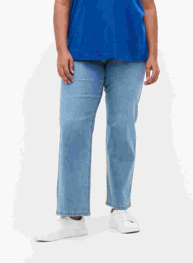 Hoch taillierte Gemma-Jeans mit normaler Passform, Light blue, Model image number 2