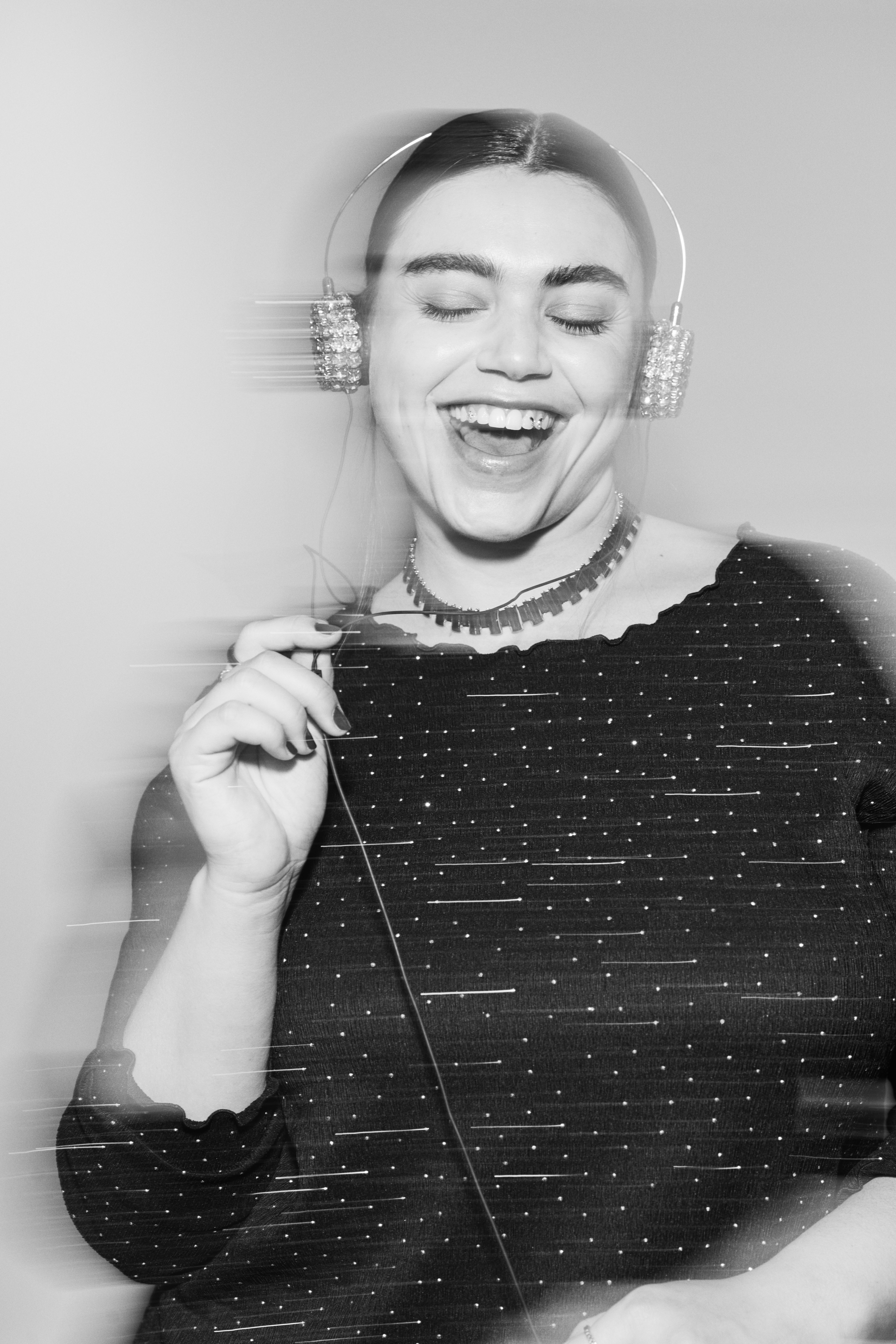 ZizziKleid mit Strasssteinen, , Model