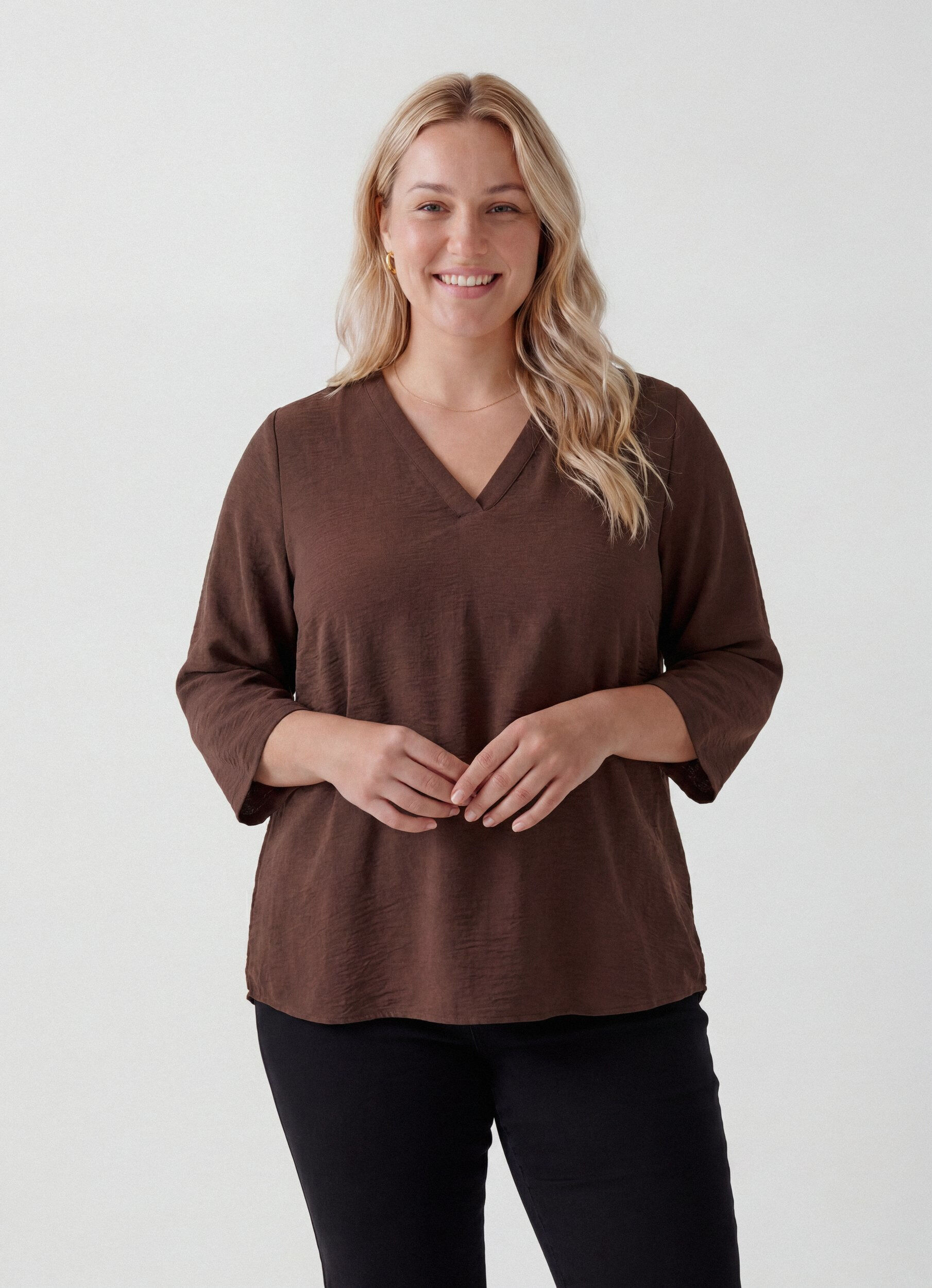 Bluse mit 3/4-&Auml;rmeln, Braun, Model