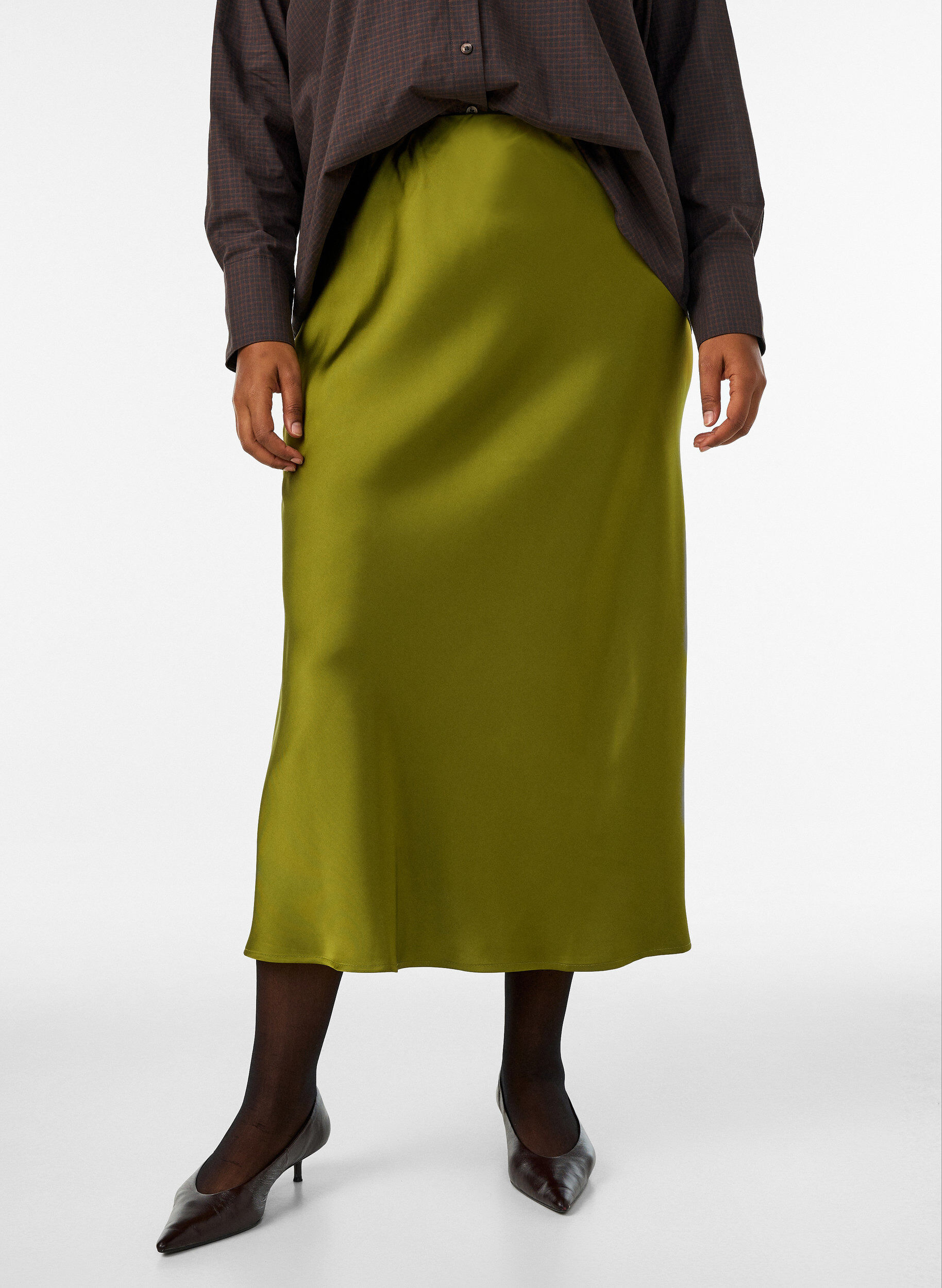 ZizziMidirock aus Satin, Gr&uuml;n, Model image number 2