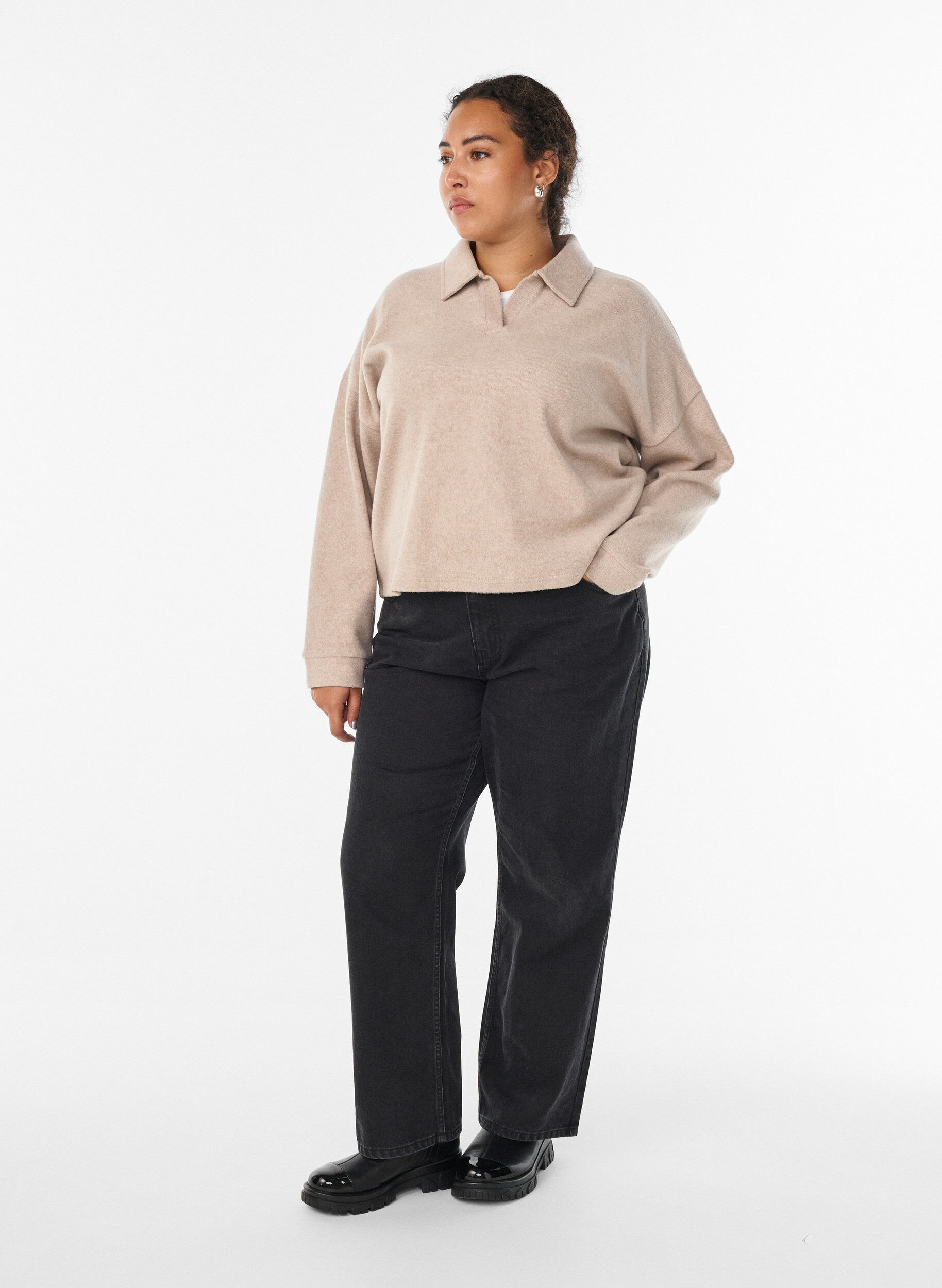 ZizziJersey-Bluse mit Kragen und V-Ausschnitt, Beige, Model image number 1