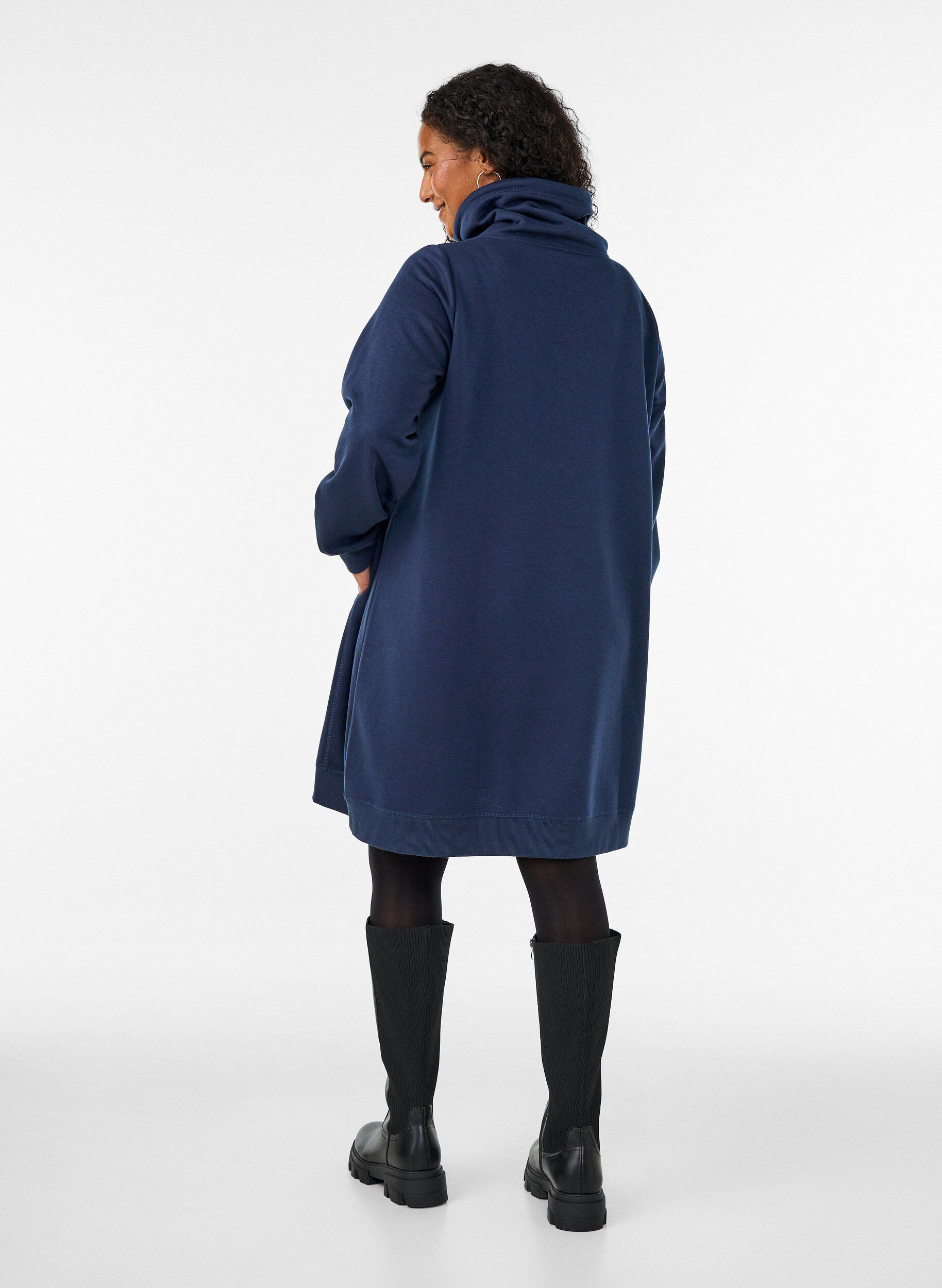 ZizziKurzes Sweatshirtkleid mit Stehkragen und Taschen, Blau, Model image number 2