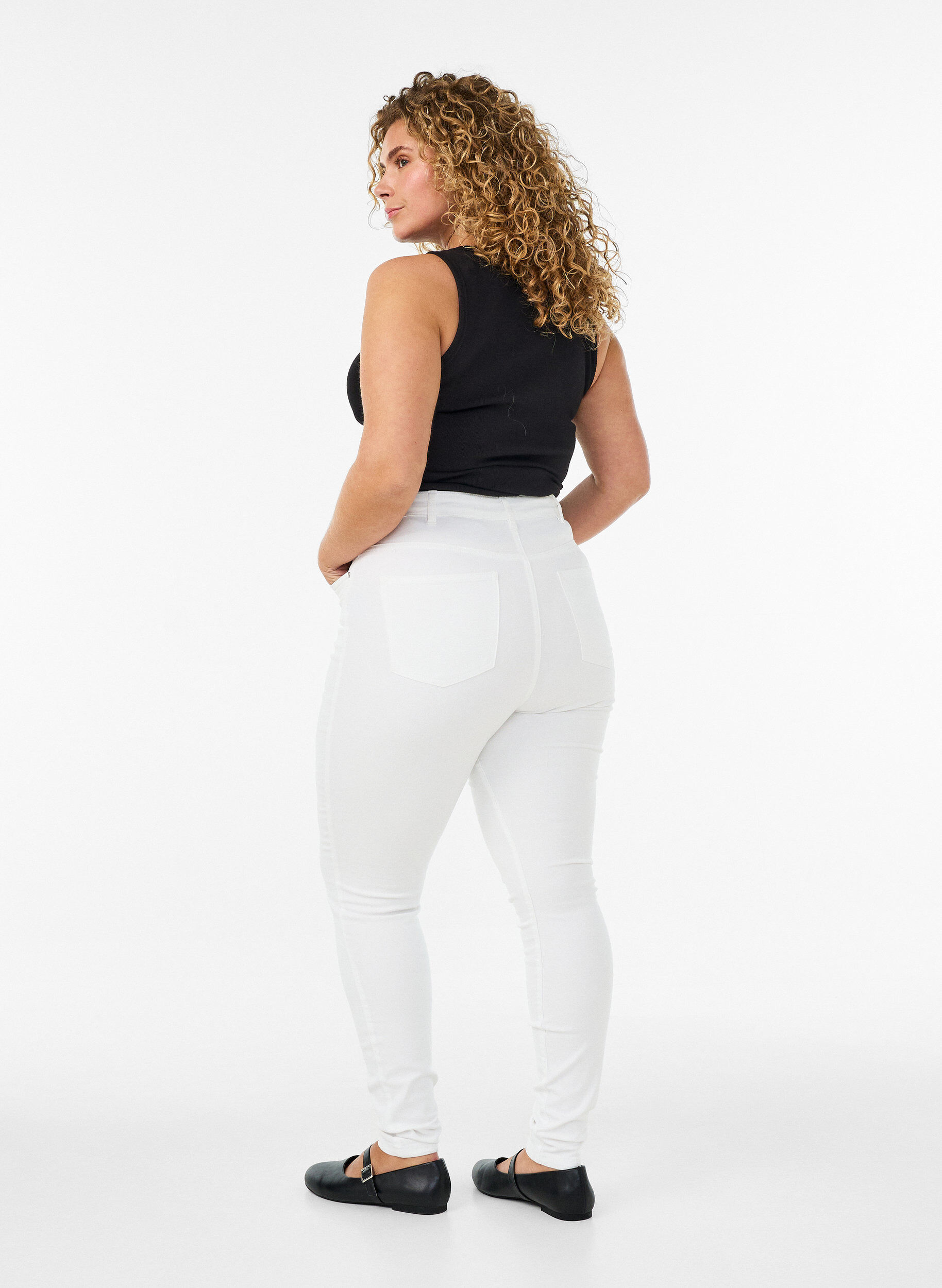 ZizziAmy Super Slim Fit Jeans mit hoher Taille, Wei&szlig;, Model image number 1