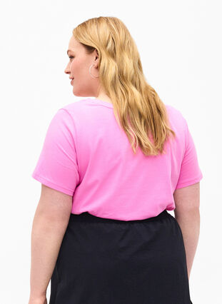 T-Shirt aus Baumwolle mit aufgestickter Kirsche, Roseb. W. CherryEMB., Model image number 1