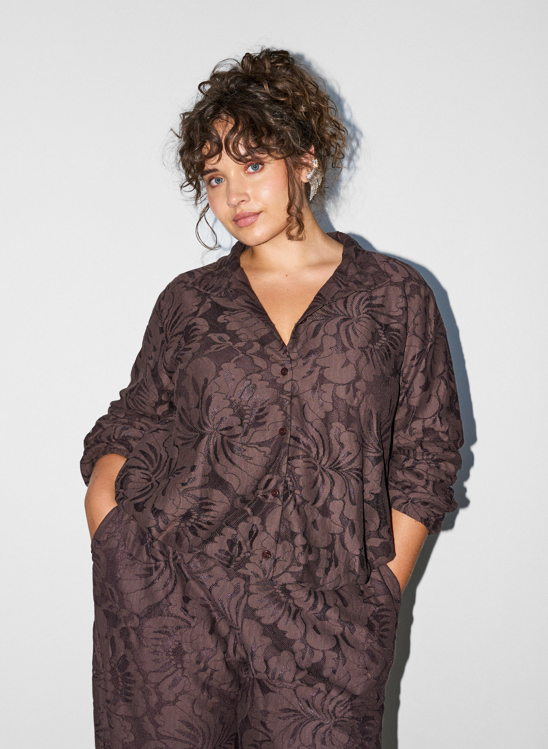 ZizziBomberjacke mit gebl&uuml;mtem Jacquard, Braun, Model image number 0