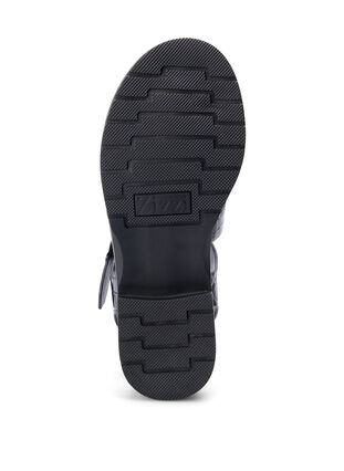 Weit geschnittene Sandale aus glänzendem Krokodilleder, Black, Packshot image number 5