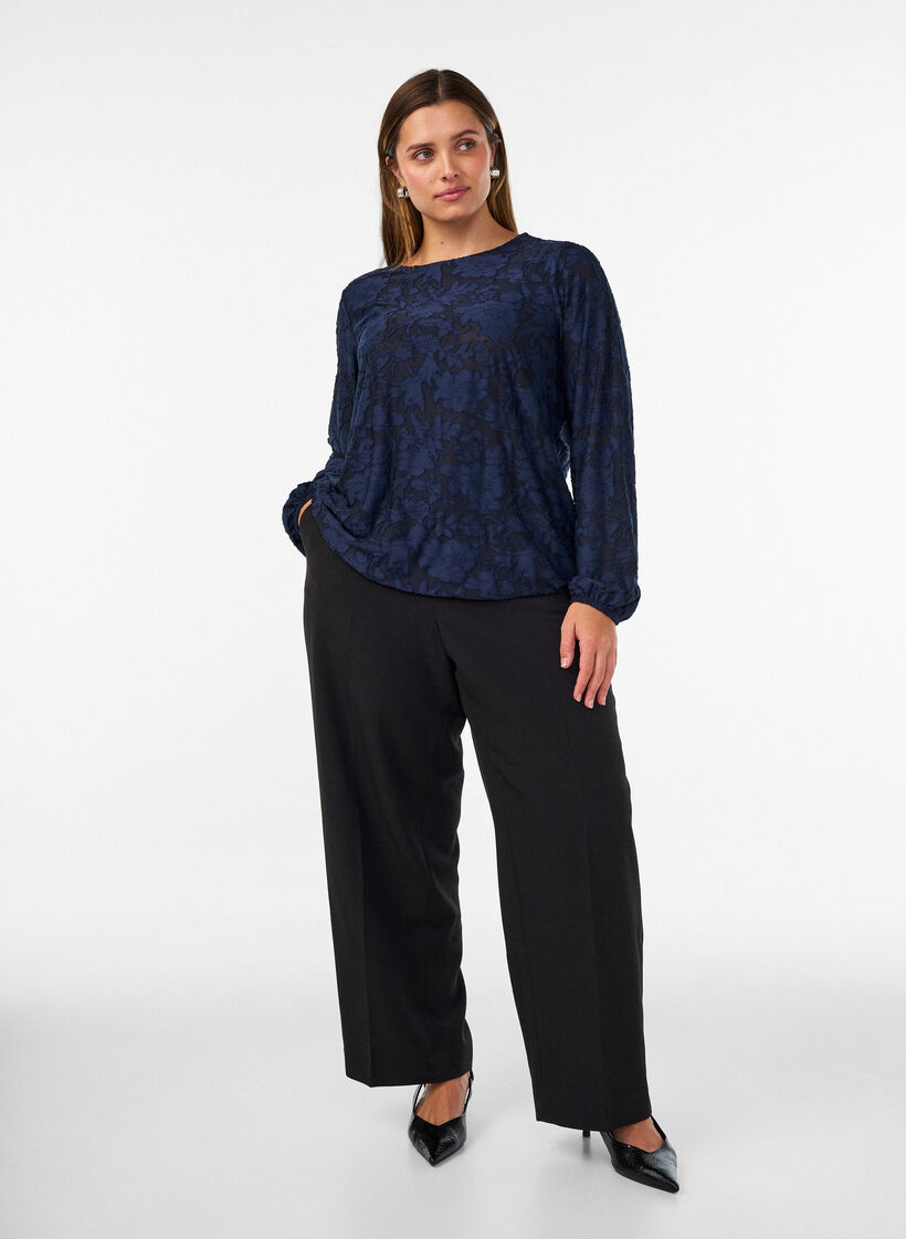 Transparente Bluse mit floraler Struktur und langen &Auml;rmeln, Blau, Model image number 1