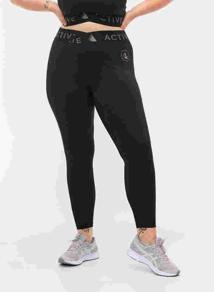Gekürzte Fitness-Leggings mit Textdruck, Black, Model image number 2