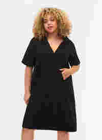 Kurzärmeliges Kleid mit Kapuze, Black, Model