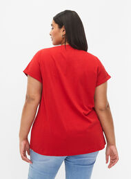Kurzärmeliges T-Shirt aus einer Baumwollmischung, Tango Red, Model