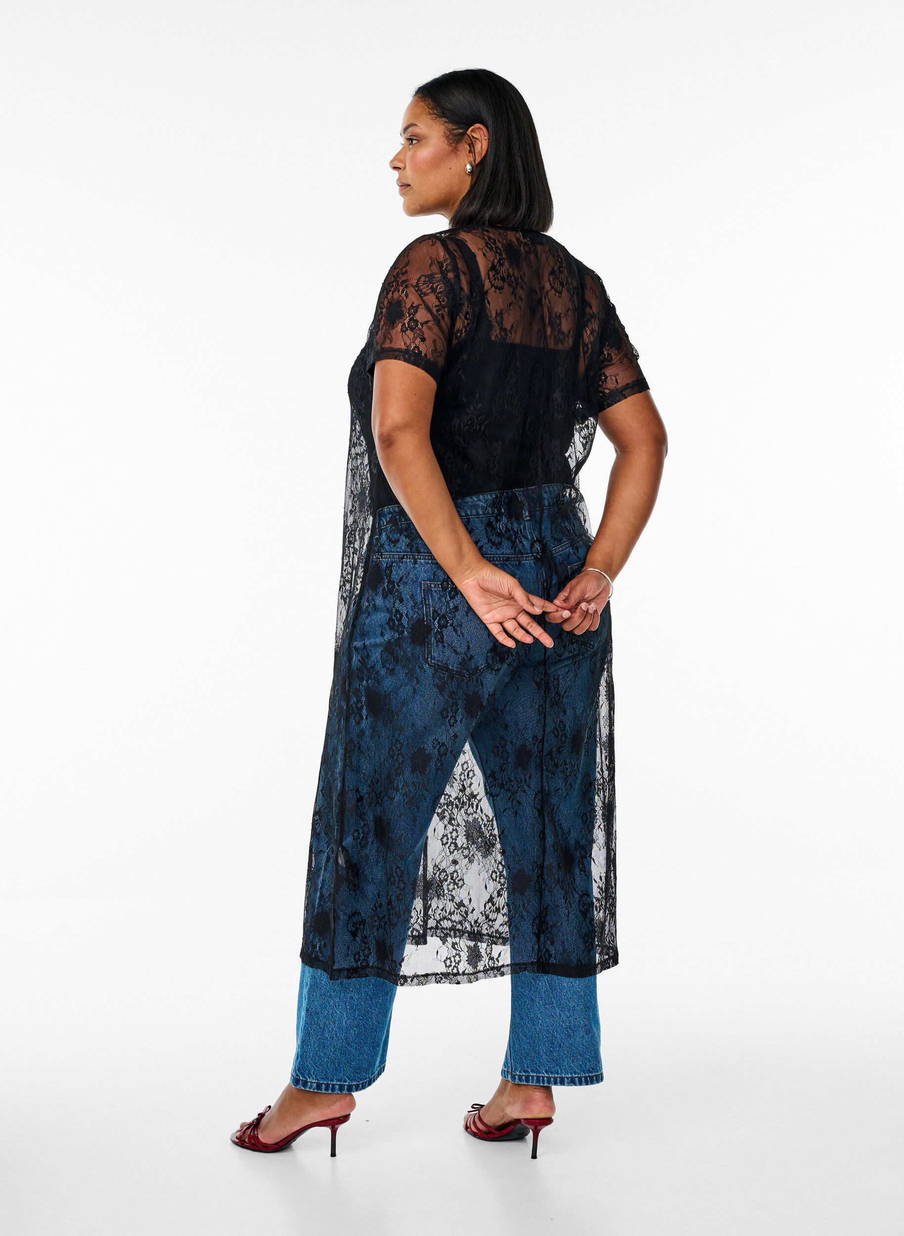 ZizziSpitzenkleid in Midi-L&auml;nge mit A-Linie, Black, Model image number 1