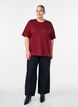 T-Shirt mit Strasssteinen und Rundhalsausschnitt, Dunkles Bordeaux, Model image number 1