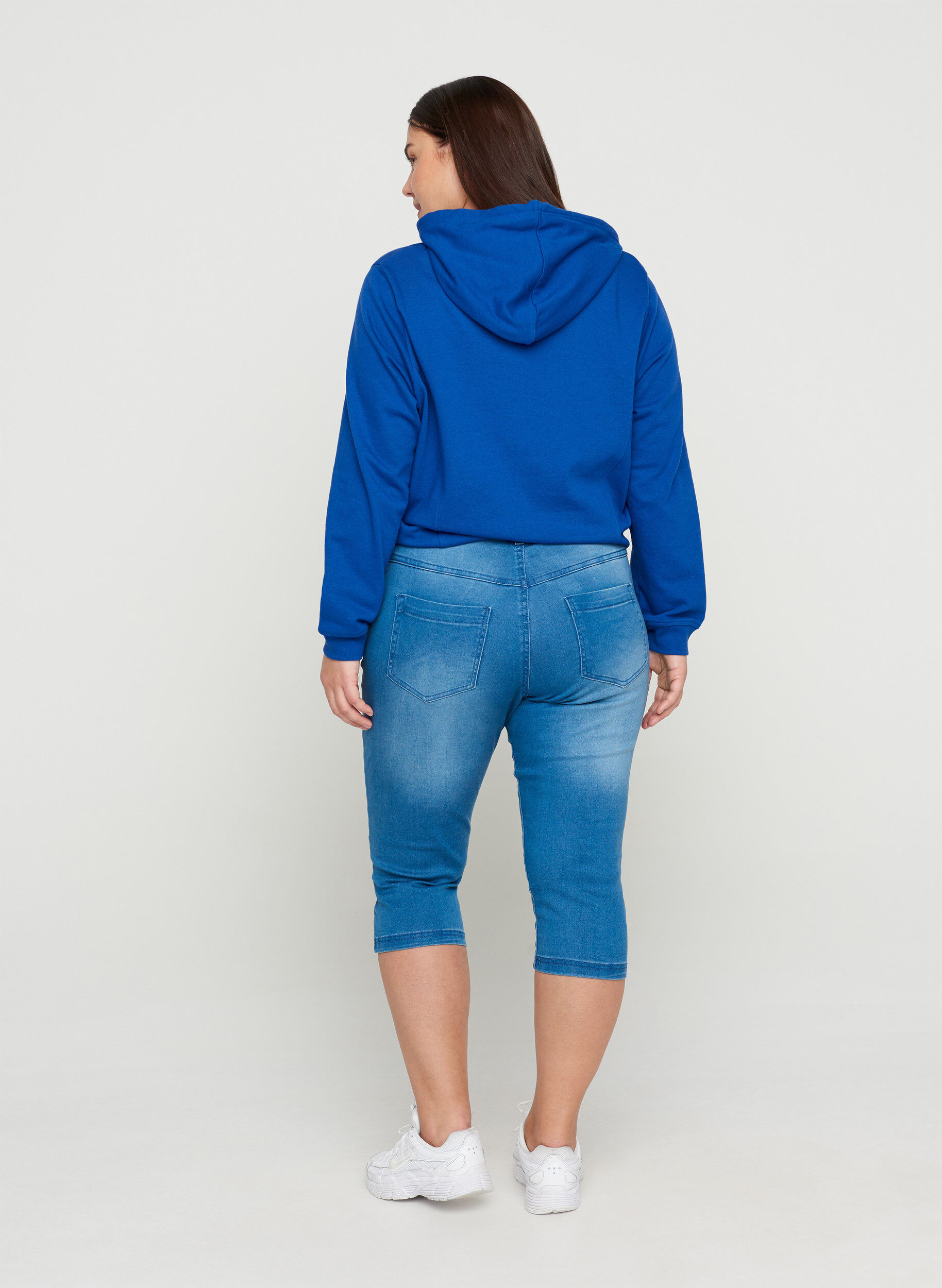 ZizziSlim Fit Emily Capri Jeans, Blau, Model image number 1