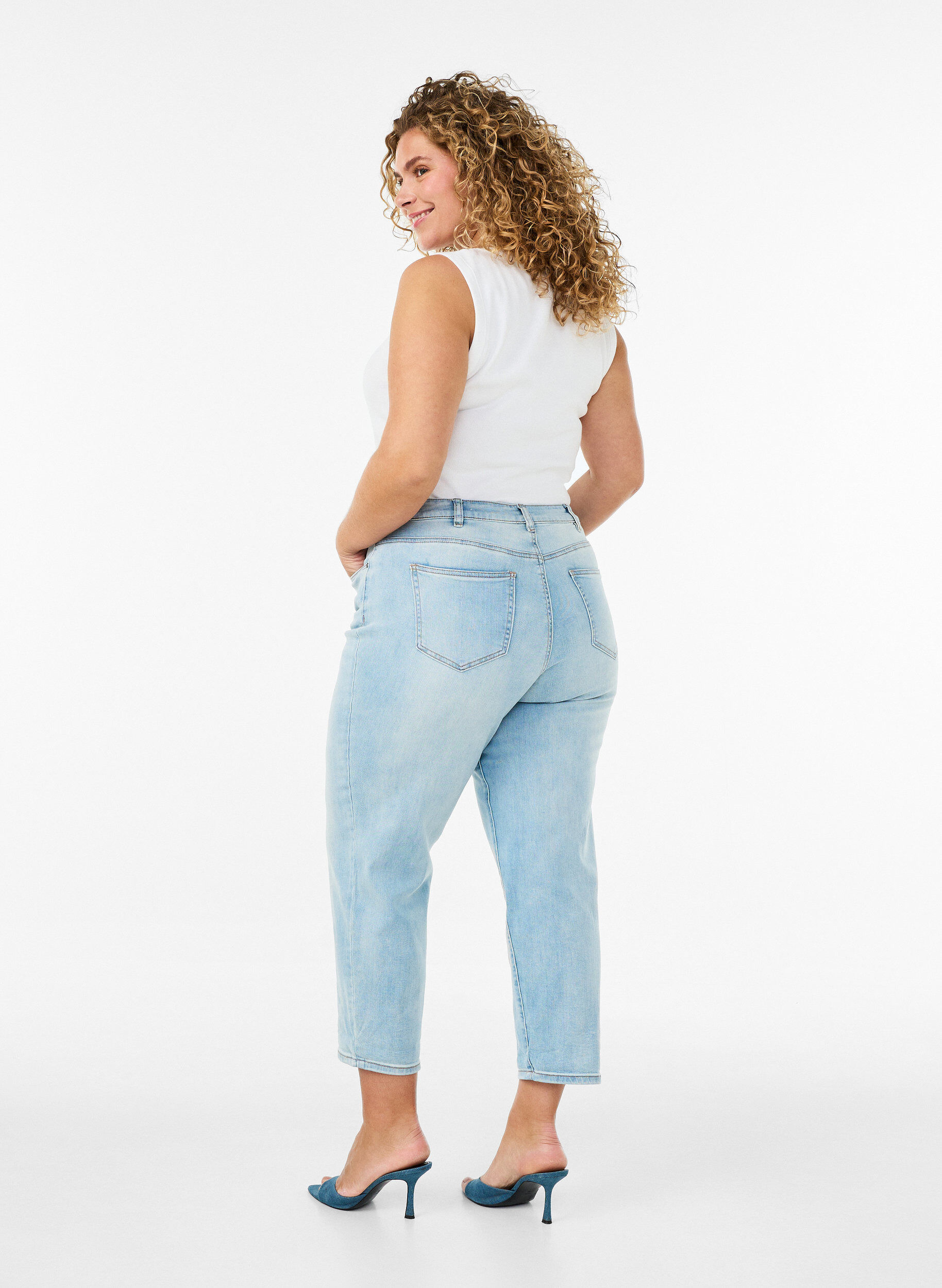 ZizziHochgekrempelte 7/8-Jeans mit hoher Taille, Blau, Model image number 1