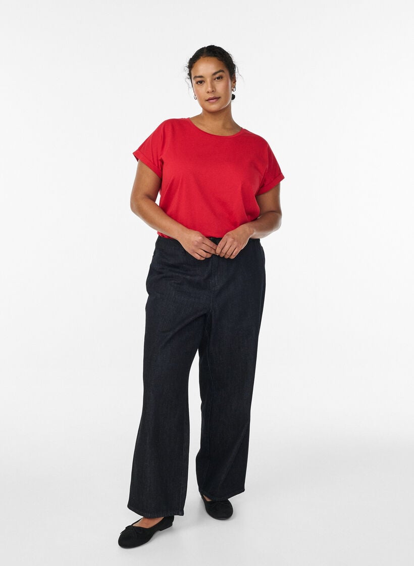 Kurz&auml;rmeliges T-Shirt aus einer Baumwollmischung, Rot, Model image number 1