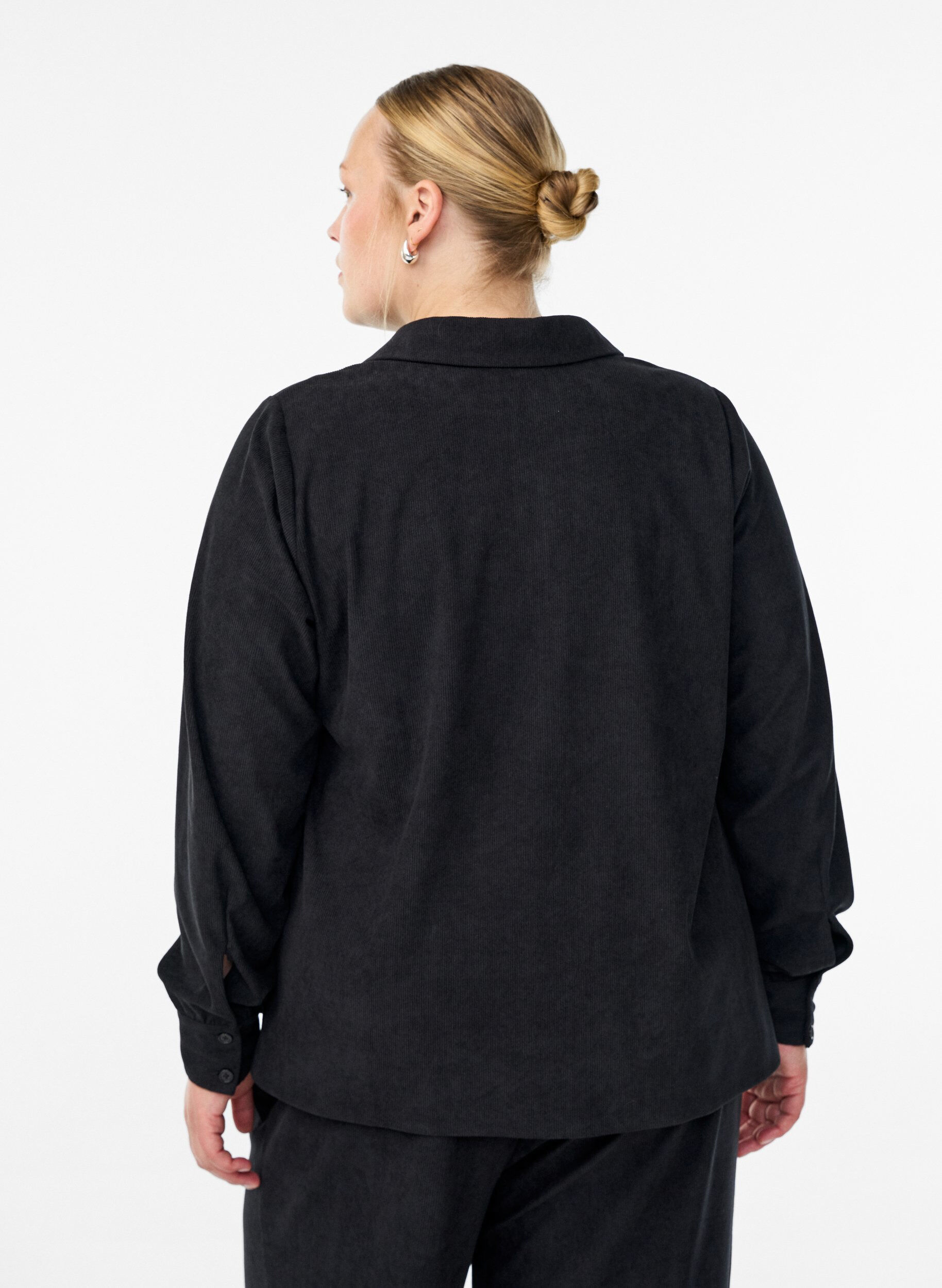 ZizziLang&auml;rmlige Bluse aus Cord, Schwarz, Model image number 2