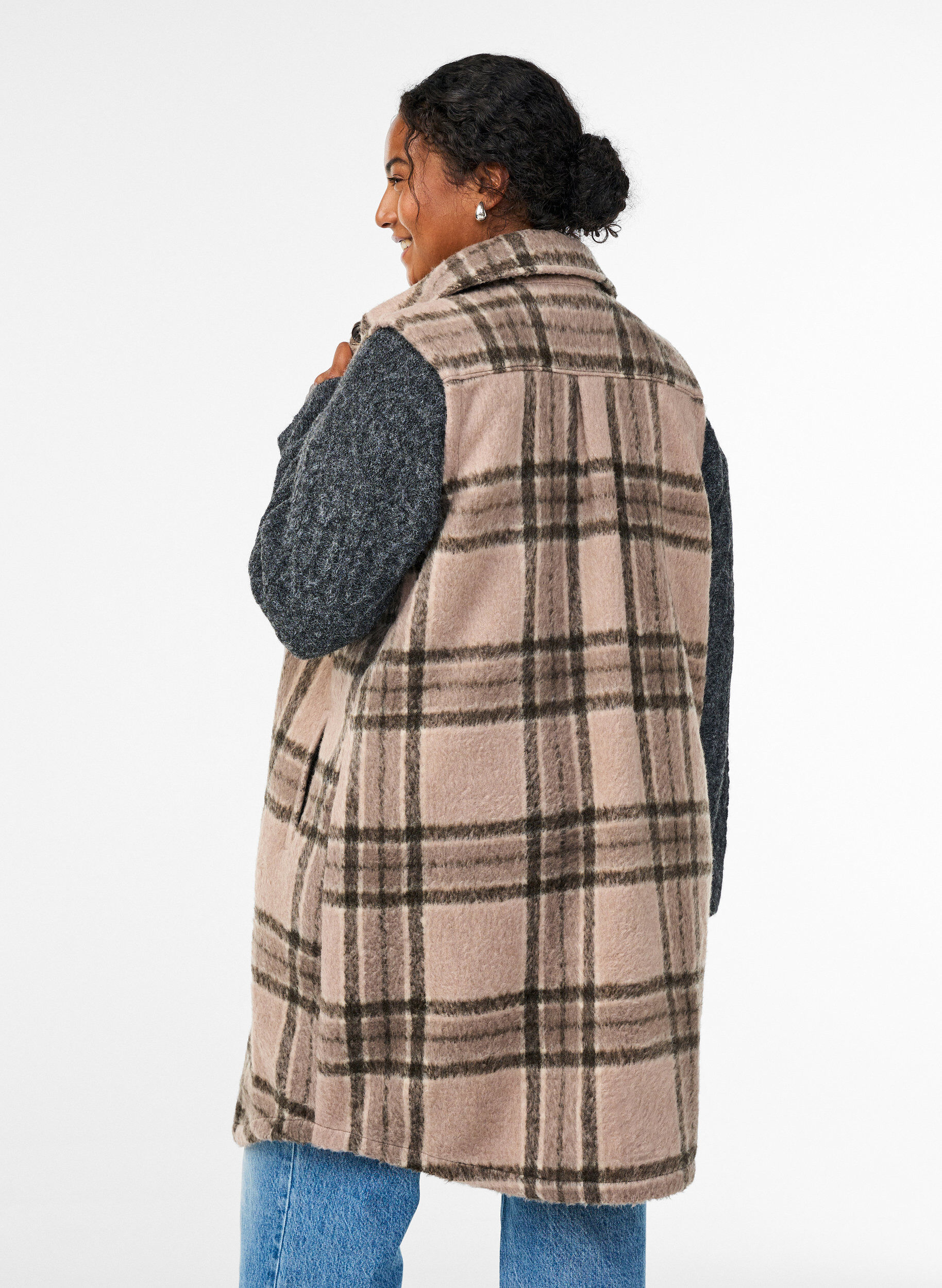 ZizziLange karierte Weste aus geb&uuml;rsteter Qualit&auml;t, Beige, Model image number 2