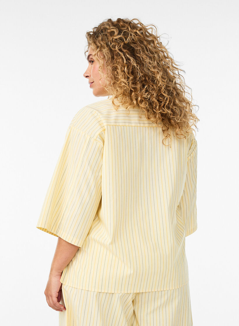 Gestreifte Bluse in lockerer Passform, Gelb, Model image number 2