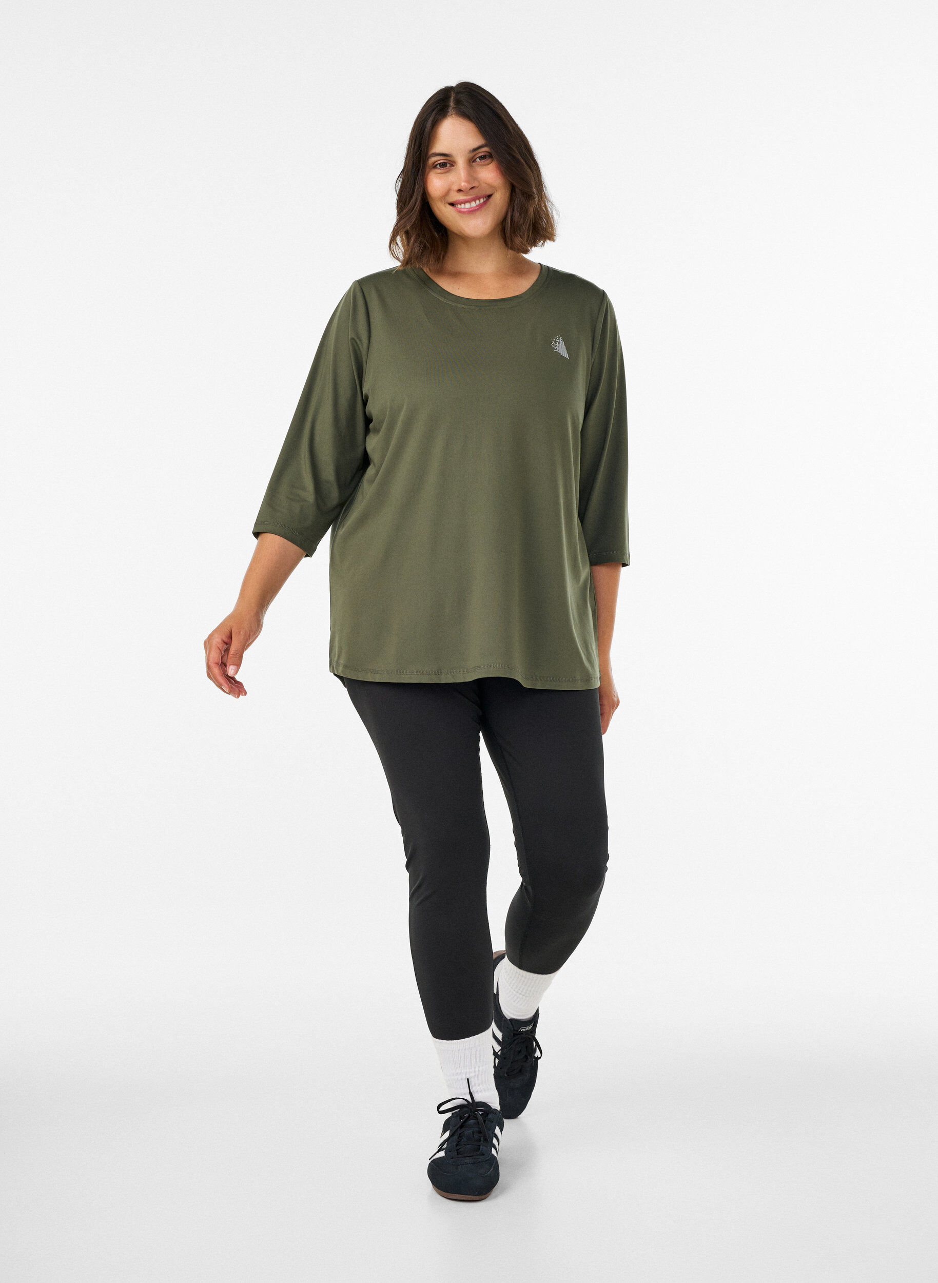 ZizziTrainingsshirt mit 3/4-&Auml;rmeln, Gr&uuml;n, Model image number 1