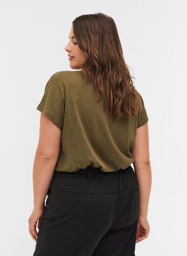T-Shirt aus Bio-Baumwolle mit Print-Details, Ivy Green, Model image number 1