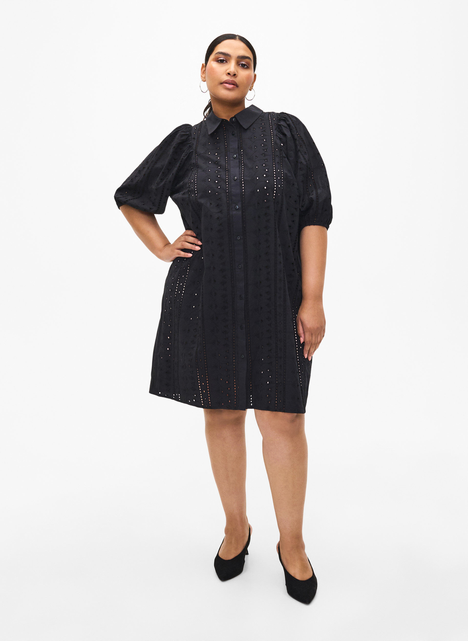 ZizziHemdkleid aus Baumwolle mit Lochstickerei, Black, Model image number 2