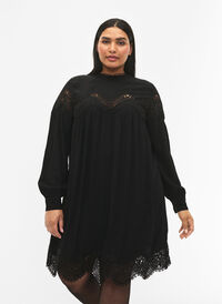 Viskose-Kleid mit Stickerei, Black, Model