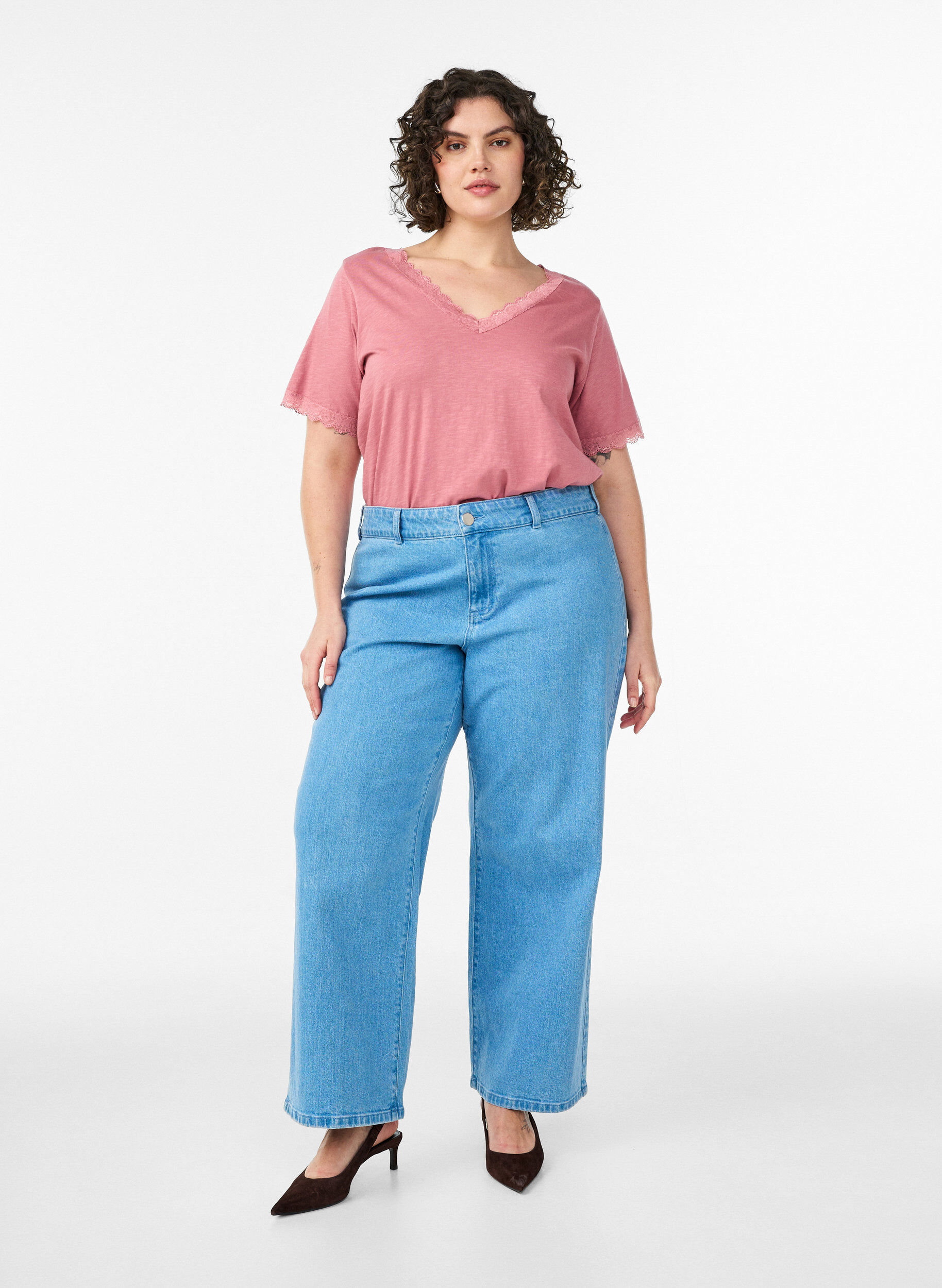 ZizziT-Shirt mit Spitzenkante, Rot, Model image number 1