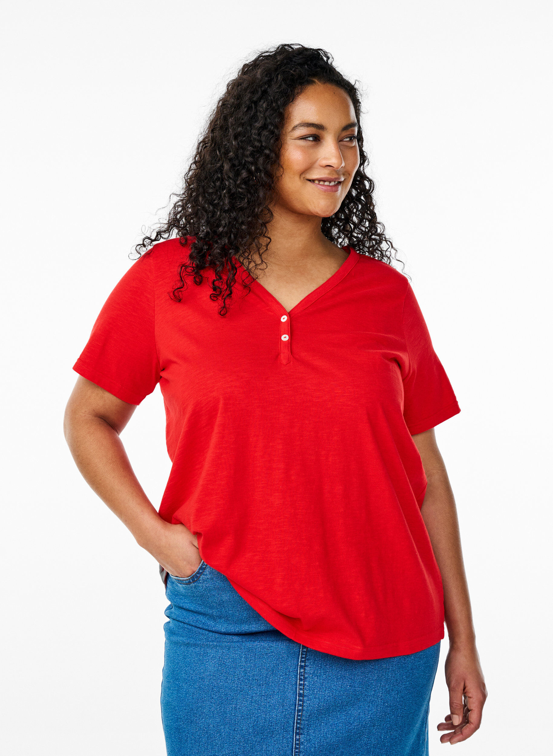 ZizziT-Shirt mit Knopfleiste, Rot, Model image number 0