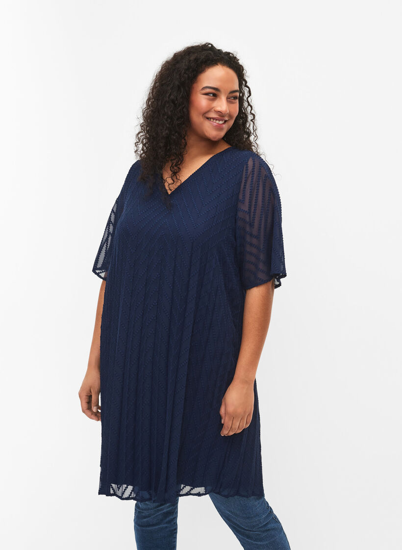 Kurzärmeliges Kleid mit Struktur , Navy Blazer, Model image number 0