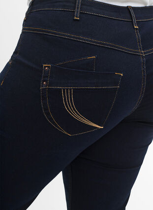 Regular Fit Gemma Jeans mit hoher Taille, Blue denim, Model image number 4