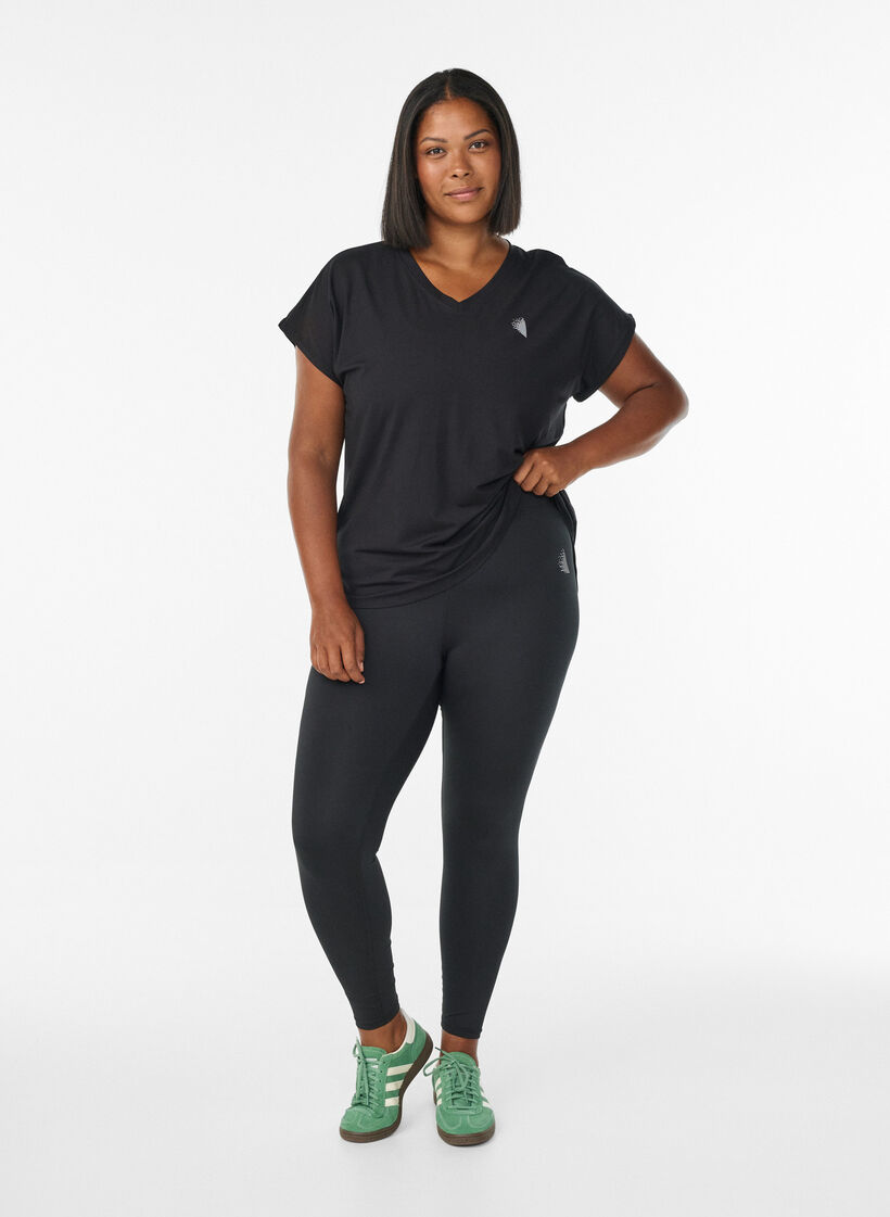 Kurzarm Trainingsshirt mit V-Ausschnitt, Schwarz, Model image number 1