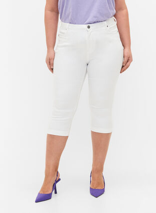 Hoch taillierte Amy Capri Jeans mit Super Slim Fit, Bright White, Model image number 2