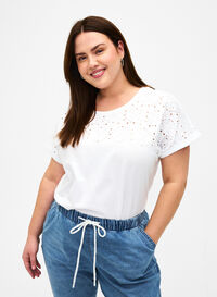 T-Shirt aus Bio-Baumwolle mit Lochstickerei, Bright White, Model