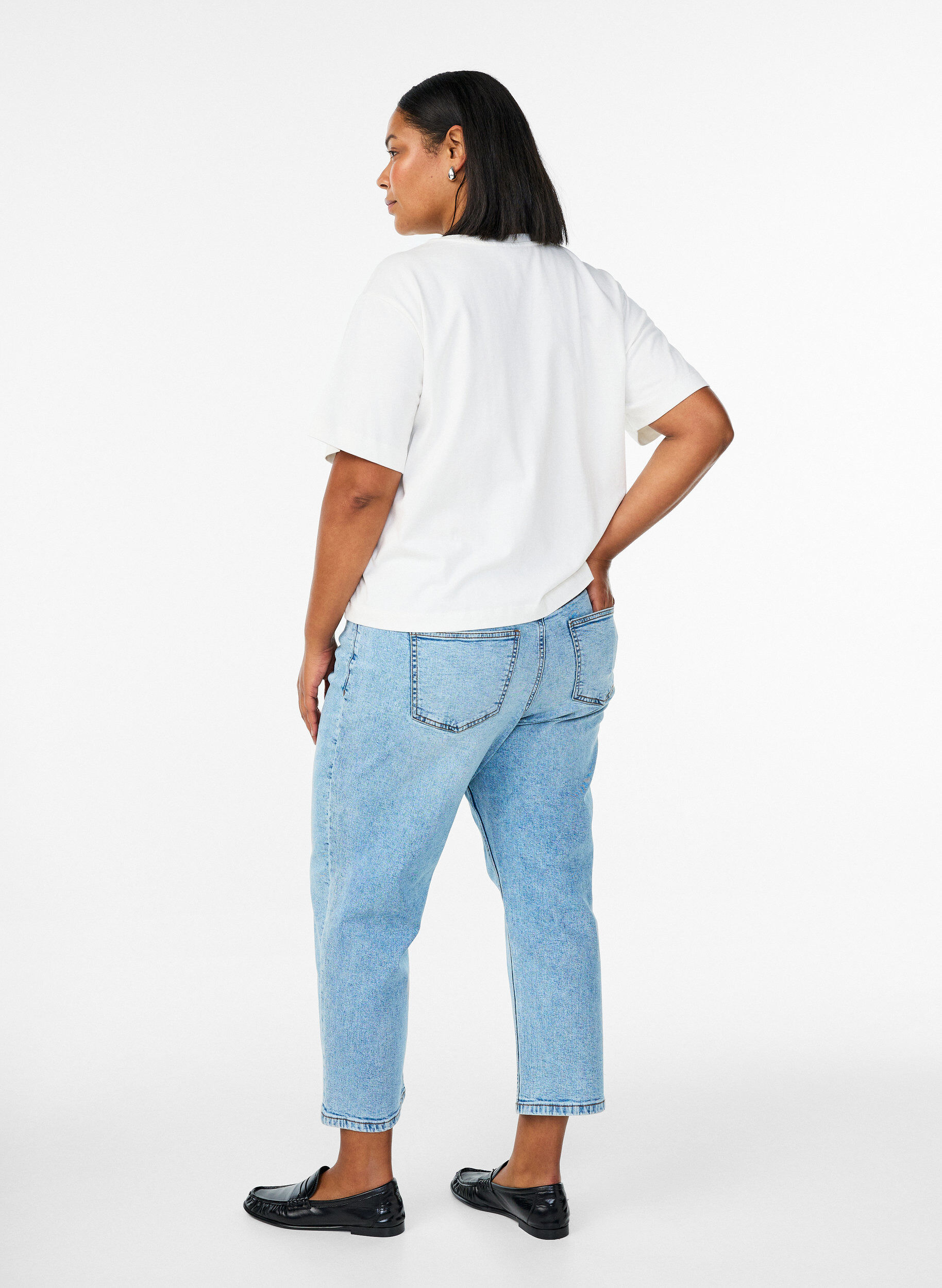 ZizziGek&uuml;rzte Vera Jeans mit Destroyed-Effekten, Blau, Model image number 1