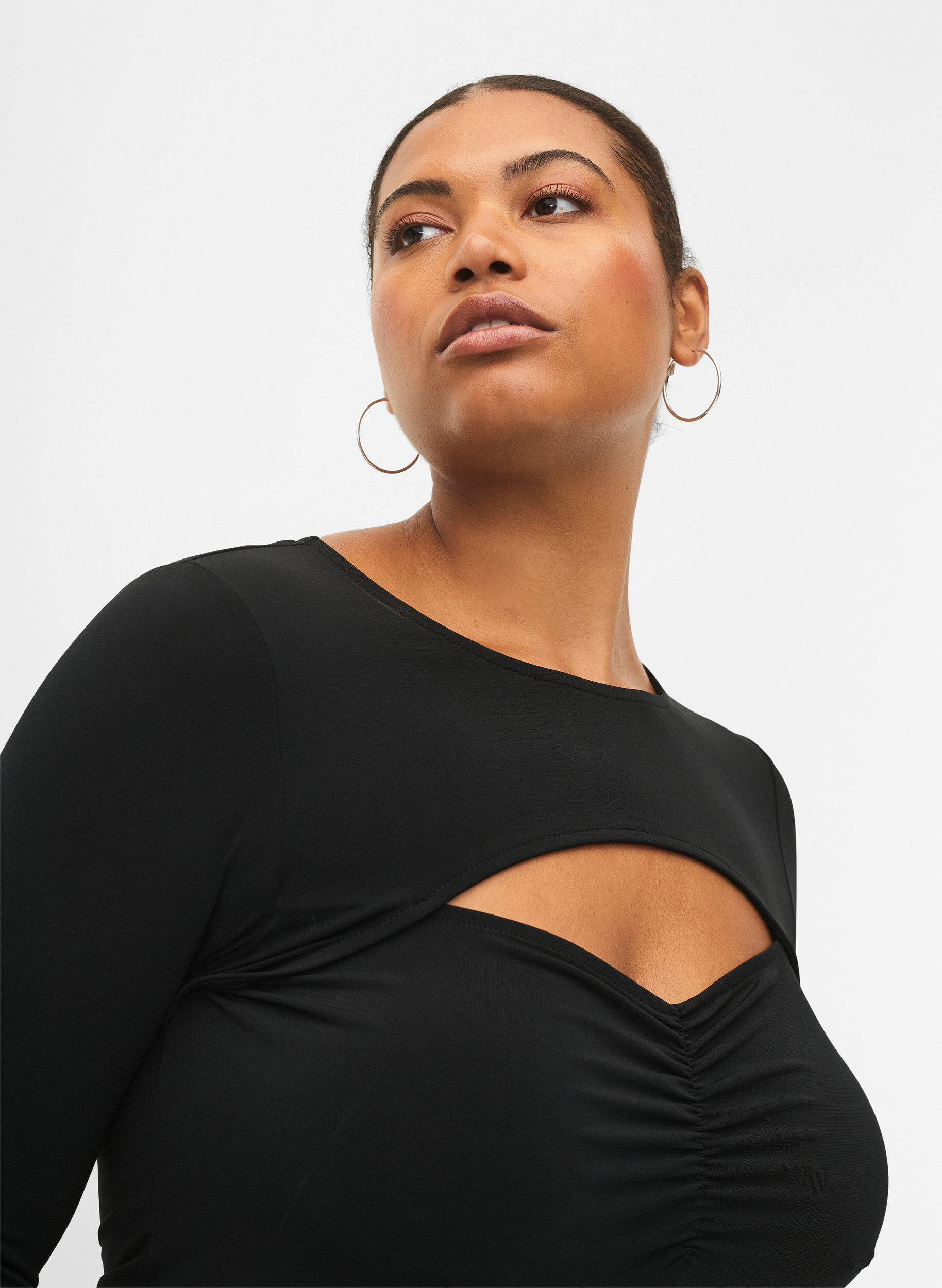 ZizziAusschnittbluse mit langen &Auml;rmeln, Black, Model image number 2