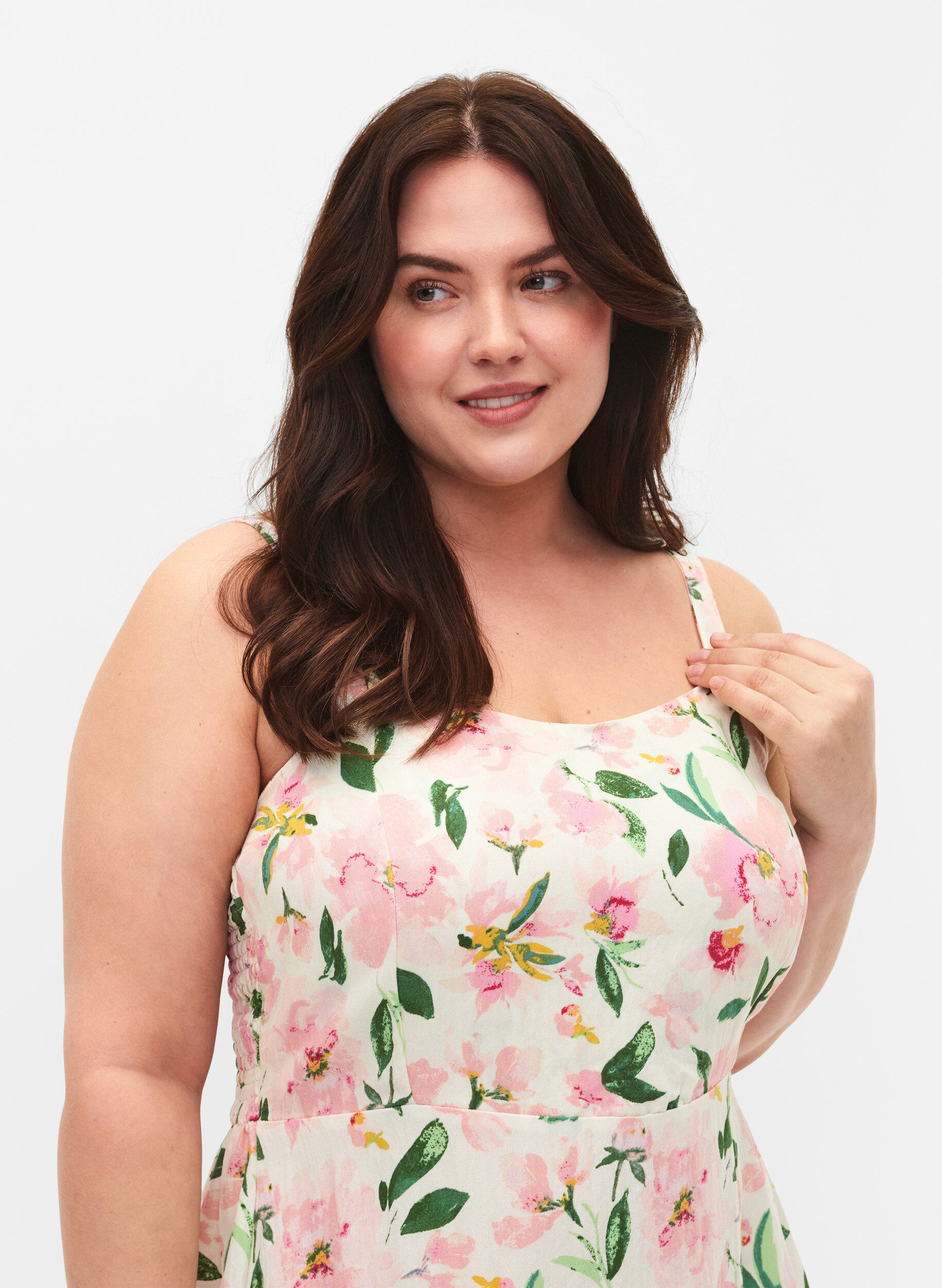 ZizziGebl&uuml;mtes Tr&auml;gerkleid aus Viskose mit Smok, Off White Flower, Model image number 2