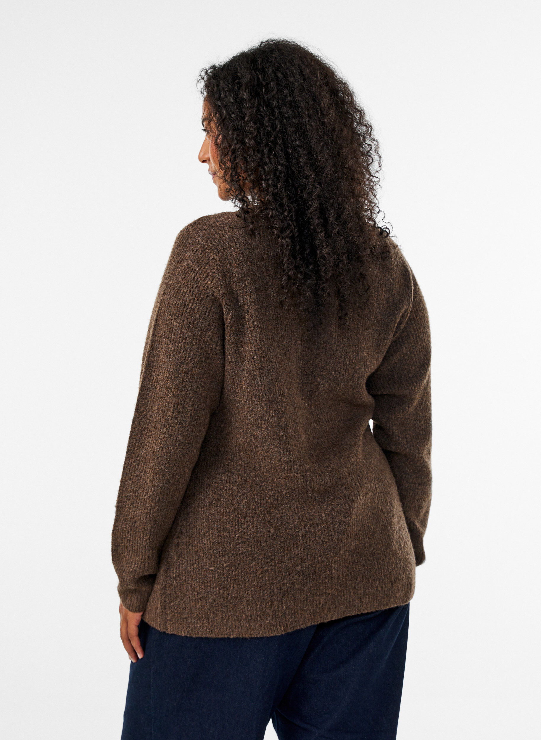 ZizziStrickjacke mit asymmetrischem Verschluss, Braun, Model image number 2