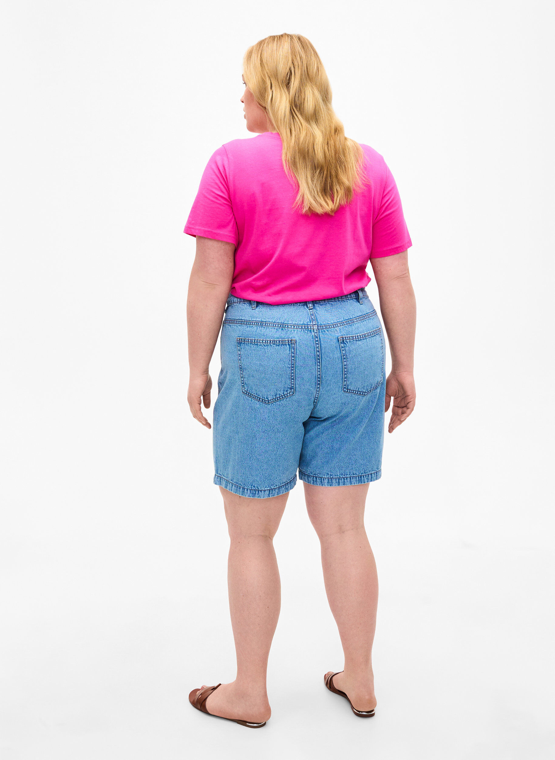 ZizziHohe Taille Denim-Shorts, Light Blue Denim, Model image number 1
