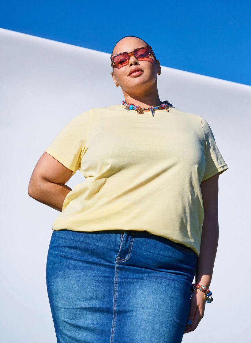 Basic-T-Shirt aus Baumwolle mit Rundhalsausschnitt, Gelb, Image image number 0